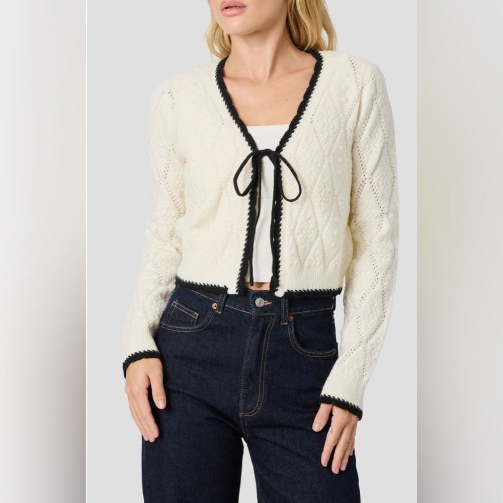 Lush Contrast Trim Tie Front Cardigan
in Ivory Black